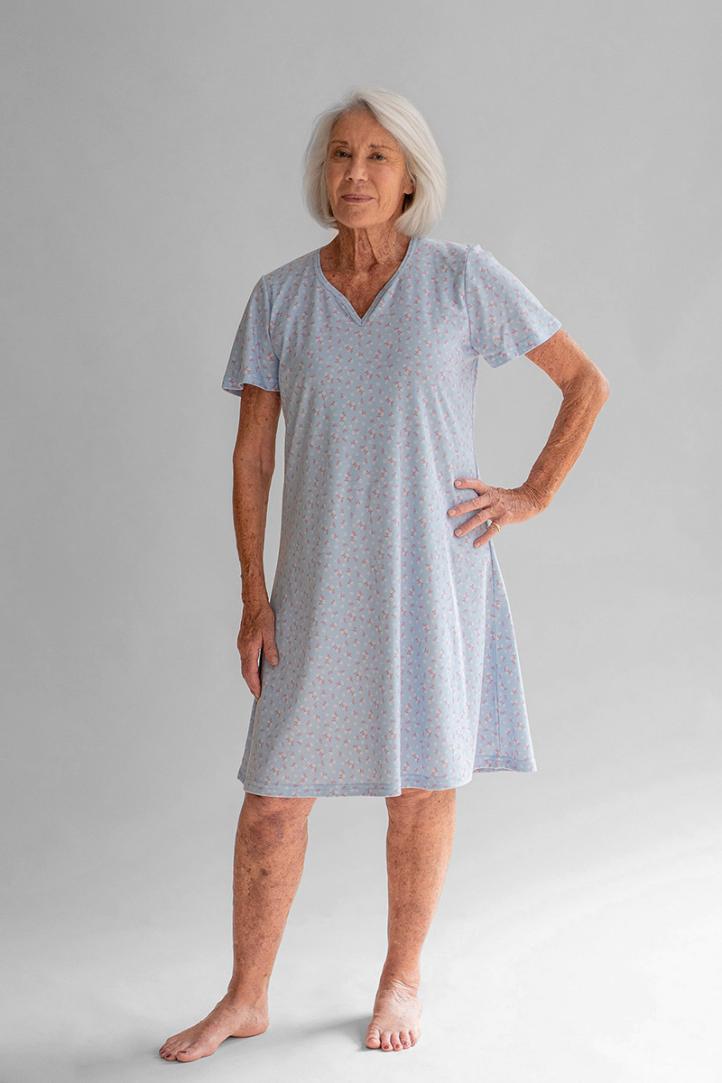 Vêtements de nuit femme sénior pour personne agée
