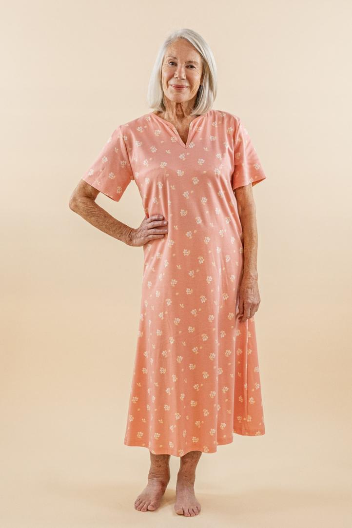 Vêtements de nuit femme sénior pour personne agée